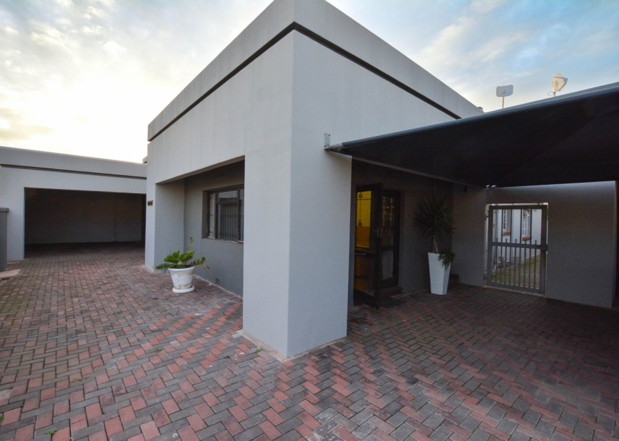 To Let commercial Property for Rent in Saldanha Western Cape
